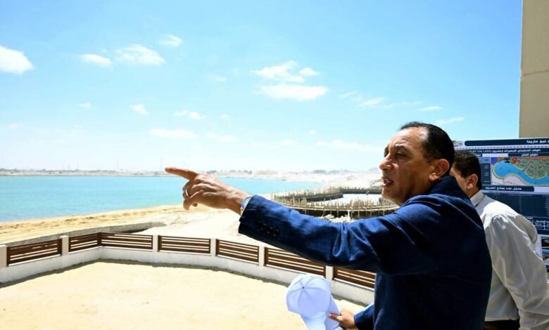 madbouly-inspects-‘marina-8’,-‘m8-by-the-lake’-and-water-infrastructure-projects-in-new-alamein