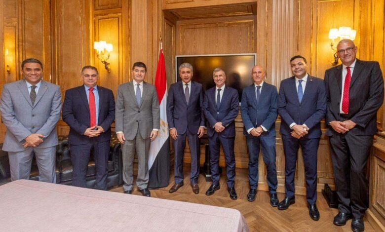 egypt-eyes-higher-italian-tourist-arrivals-through-partnerships-with-tour-operators,-airlines