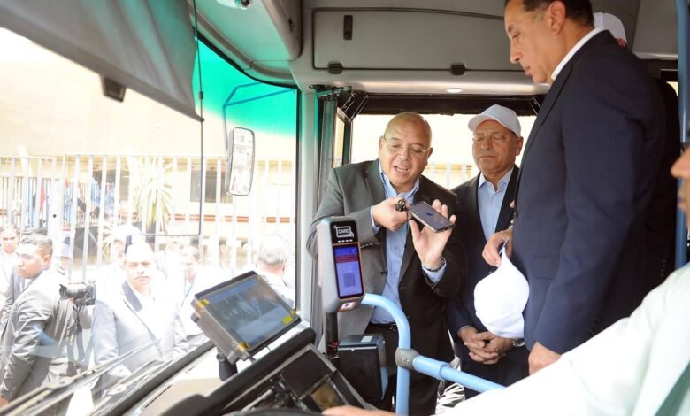 egypt’s-pm-inspects-cairo-public-transport-modernisation,-historical-mosque-restoration
