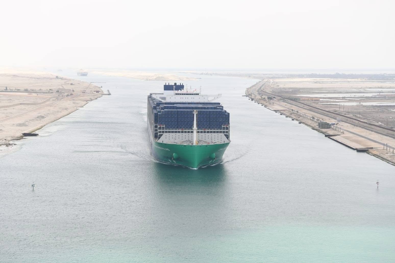 world’s-largest-lng-powered-container-ship-completes-maiden-suez-canal-transit