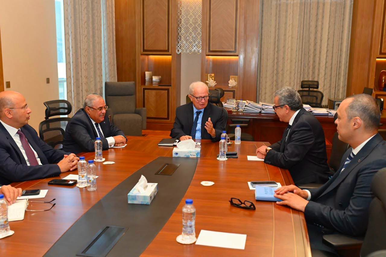 private:-egypt’s-deputy-prime-minister-and-state-auditor-discuss-mechanisms-to-boost-state-owned-enterprise-performance
