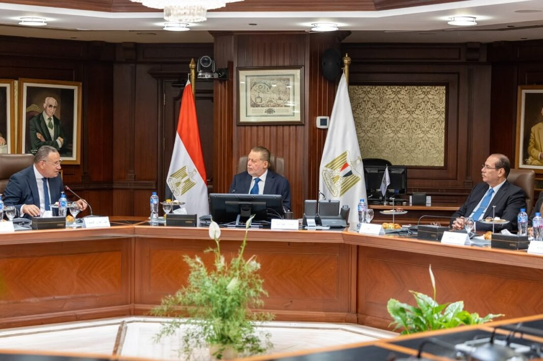 private:-cbe,-higher-education-ministry-review-expansion-of-future-scholars-fund-ahead-of-2026/27-academic-year