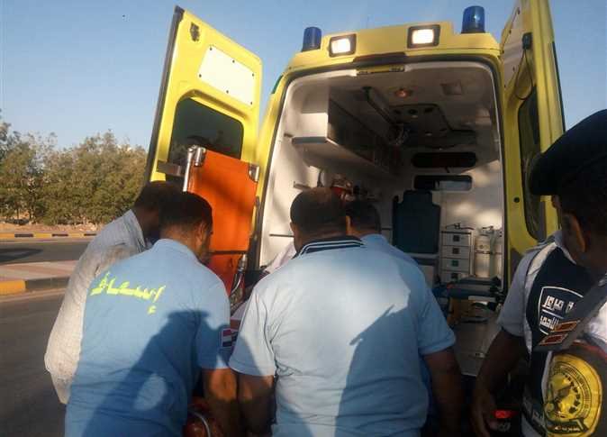 Four-story building collapses in Minya, casualties reported four-story-building-collapses-in-minya,-casualties-reported