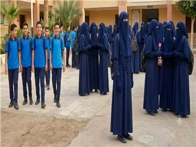 Egypt penalizes school administrators over false niqab mandate rumors egypt-penalizes-school-administrators-over-false-niqab-mandate-rumors
