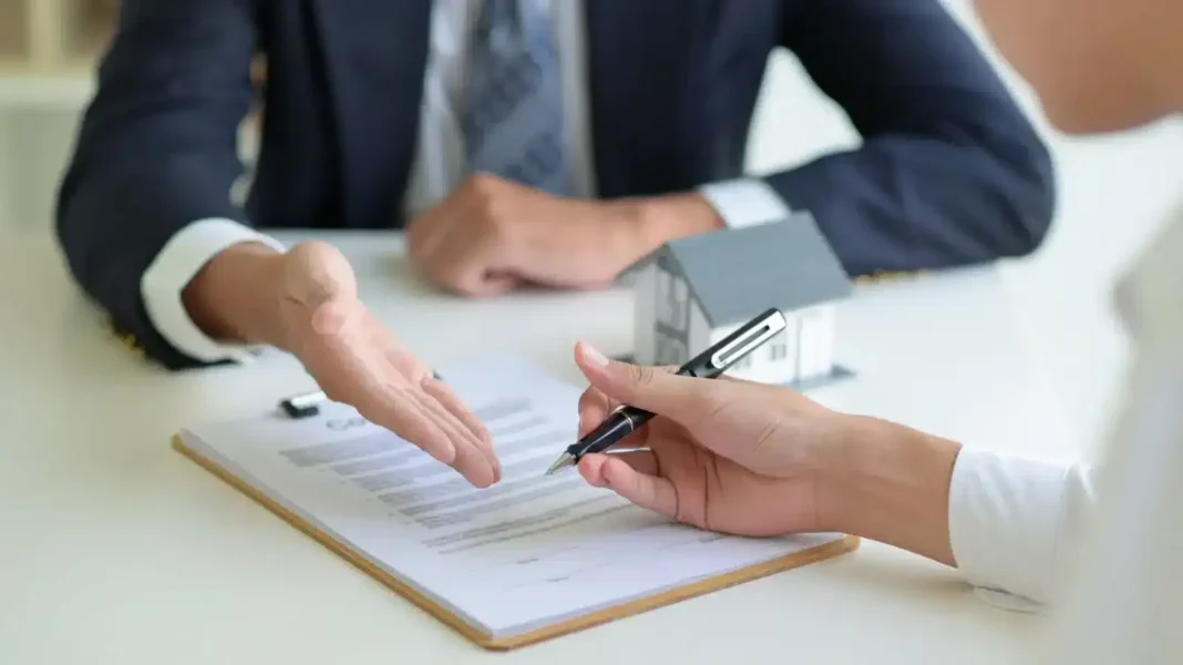Egypt amends rules for commercial registry, notarisation services at bank branches egypt-amends-rules-for-commercial-registry,-notarisation-services-at-bank-branches
