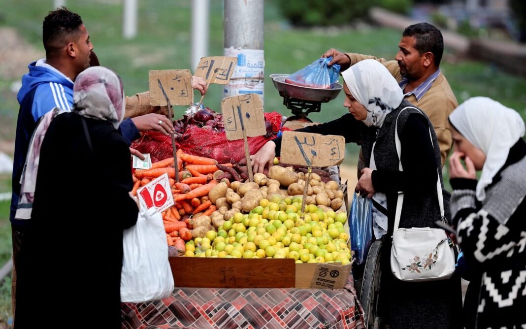 egypt’s-annual-urban-inflation-eases-to-13.9%-in-september