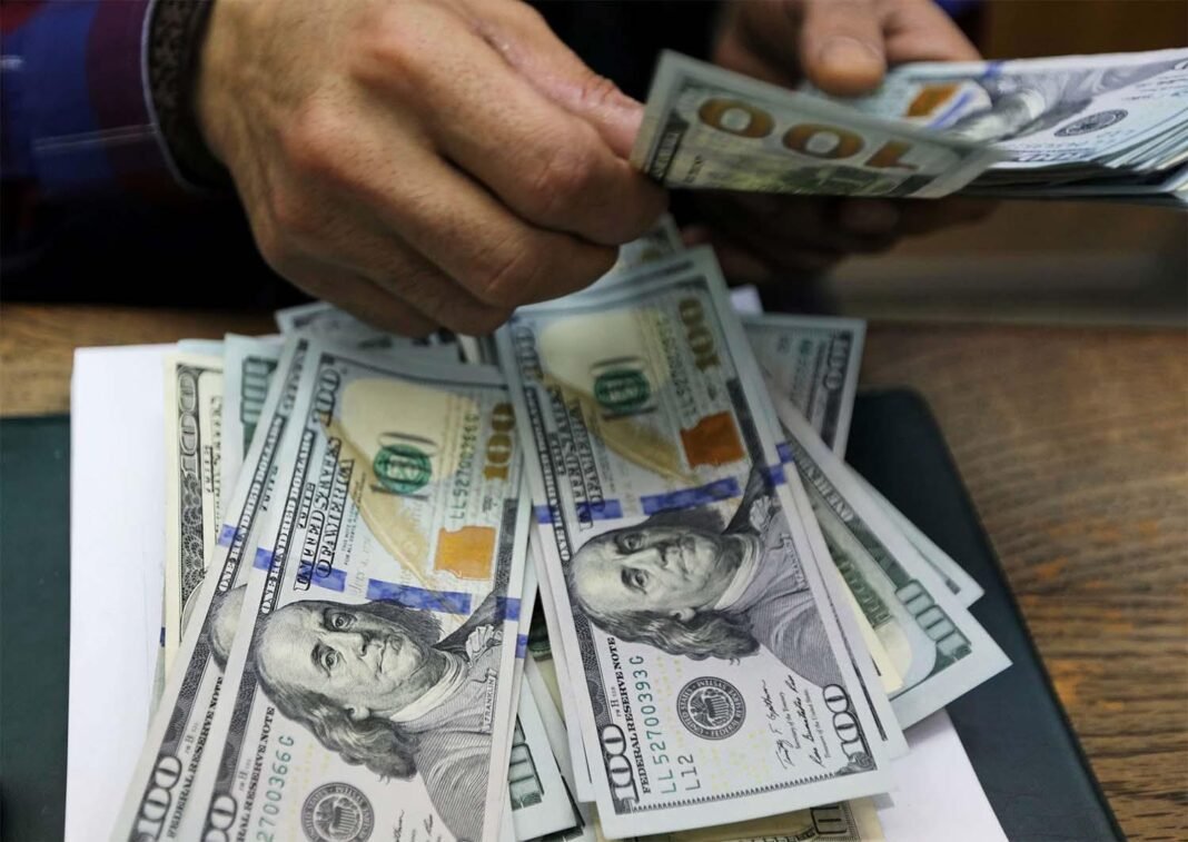 Remittances from Egyptians abroad rise 27.2% to $33.9bn in 8M 2026: CBE remittances-from-egyptians-abroad-rise-272%-to-$33.9bn-in-8m-2026:-cbe